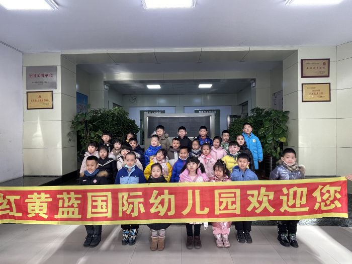 ��������Ժ��444���ڿ����գ�����ĵ�����к�����׶�԰ʦ���߽���Ժ